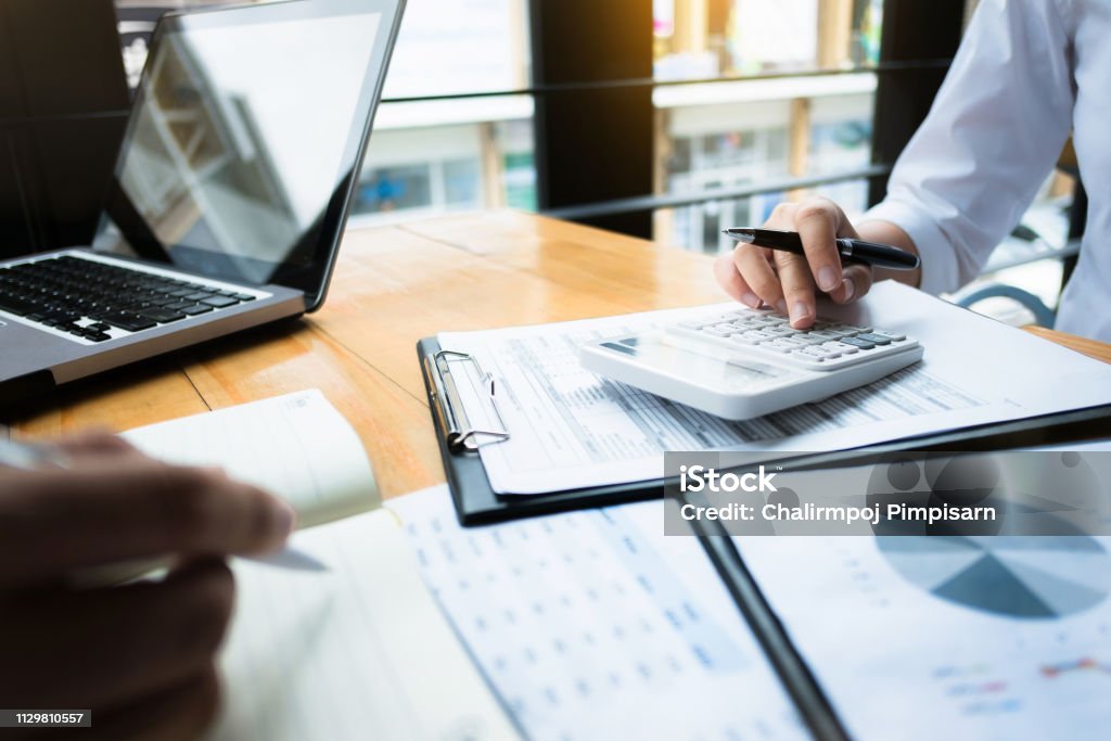 PayneCleary executive search notebook and pen